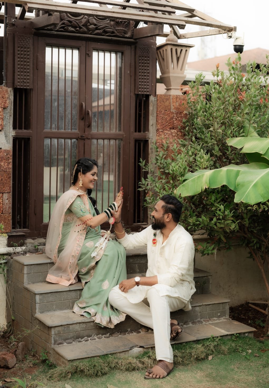 Pregnancy photoshoot Wagholi — outdoor golden hour